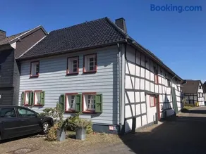 Die kleine Villa OLEFant im historischen Ortskern von Schleiden-Olef - Image 1