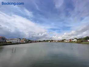 Frankland - Emsworth Harbour 3 Bedroom House - Image 2