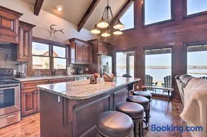 Fire Pit & Grill: Pet-Friendly Shelby Home! - Image 2