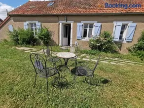 Maison de campagne isolée pour famille - Image 1