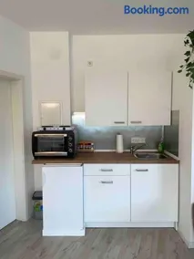 Tiny Bungalow, Check-In Kontaktlos, Zentral, Duisburg - Image 5