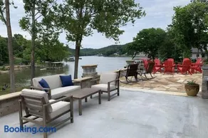 Old Kinderhook Golf & Waterfront Vacation Rental - Image 1