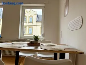 Moderne Unterkunft mit Komfort & Top-Lage - Image 2
