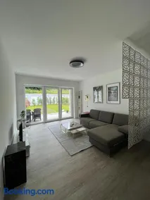 Luxuriöses Apartment für 4 Personen, Neubau, Parkplatz free - Image 1