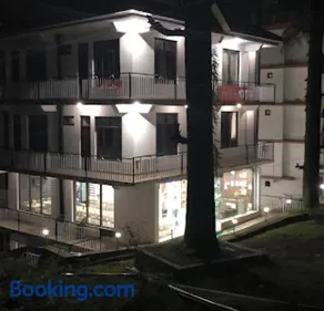 Hotel The Oak Valley - Image 1