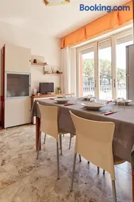 Smeralda Smart, 5 posti vicino al Mare e alle Terme - Image 1