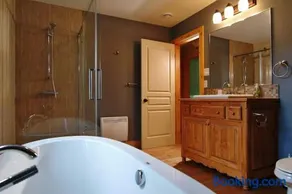 Alpages 9015 -Les Chalets Alpins Stoneham - Image 2