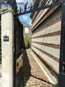 Studio - Au fond de la cour - Image 2