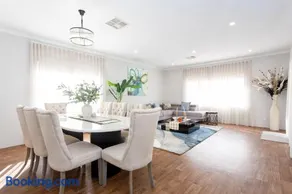 Spacious 4BR Family Home Pool with Spa and BBQ - Image 1