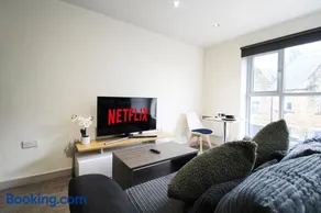 Lovely Studio Flat in Bolton - Image 2