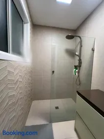 4 Yellow Room - Image 2
