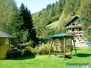 Kinderfreundliche Wohnung mit Terrasse, Grill und Garten | Nah am Skifahren - Image 3