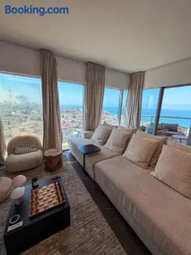 Spacious Sea View Apartment in Neve Tzedek Tower - Image 1