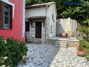 Red Villa's Guesthouse - Image 2
