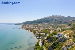 Venetico Beachfront Apartments & Suites - Sea View Suite - Image 4