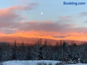 Charming barn loft - all amenities on 60 acre farm in the White Mountains of NH - Image 2