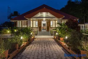 Villa Aangan by StayVista - A heritage charm with Swimming pool, Gazebo, Projector room & Indoor games - Image 5