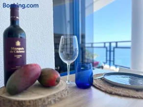 Agréable appartement de vacances avec terrasse, internet haut débit et piscine | Vue mer | Proche de la plage | Avec animaux admis - Image 2