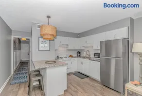 Captivating 2BR Condo for 7 on the Inlet! Marshside Inn 107 - Image 5