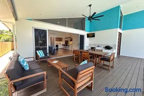 Beach Break 4 Bedroom use Family Home - Image 4