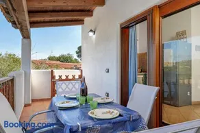 Trilocale Con Vista Porto Taverna - Image 1