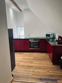 Cozy loft between zoo and castles - Image 2
