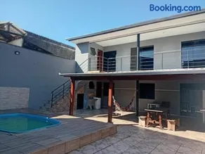 Sobrado com piscina em Caioba - Image 2