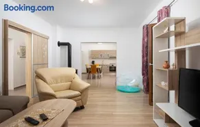 Three-Bedroom Holiday Home In Divsici - Image 3