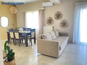 70 sqm sea view apartment - Image 1