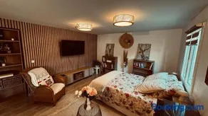 suite romantique jacuzzi & piscine privée en pleine forêt - Image 3
