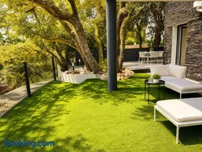 Alando Blue - Image 1