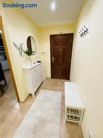 Amplio apartamento en el centro - Image 2