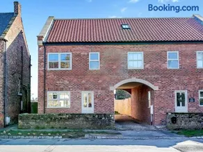 River Oak, Rainton - Image 1