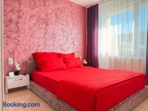 Golden Home - Image 4