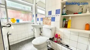 Cosy home in Plaistow - Image 3