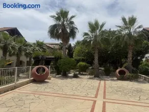 Beautiful Stay Near the Beach - Image 4
