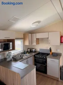 Fern Lodge Newquay Caravan - Image 5
