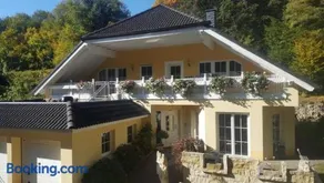 Im Corveyer Wäldchen - Image 1