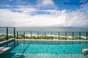 Hospede-se a passos da praia de Itapuã, com piscina e academia - RGF - Image 3