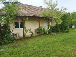 Enikő Vendégház - Image 1
