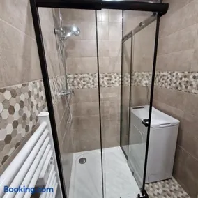 Appartement au centre du village - Image 2