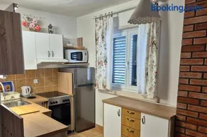 Studio Apartment Riva - Image 3