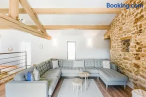 La Bastide du Père Mathieu Jacuzzi couvert et Piscine - Image 1