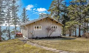 Reed Shore Cottage Oceanfront, Sunset View, Private Shore Stairs, Harbor Watch - Image 2
