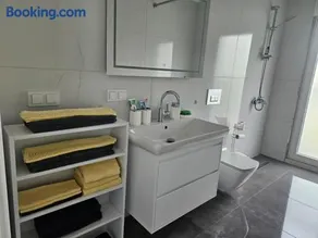 Modern Apartment in very quiet location in Darıca, Istanbul - Image 5