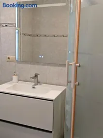 Apartamento Leal Ferrol - Image 2