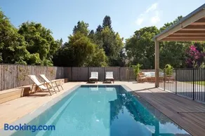 Zendo Villa - Image 1
