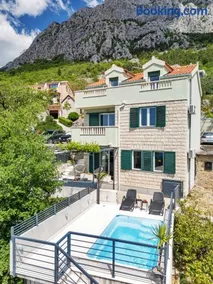 Marina - Holiday Home with Sea View - Image 1