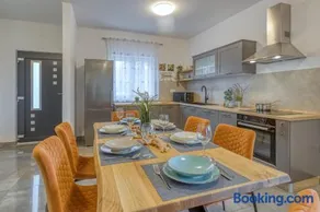 Mario & Ana house - Image 1