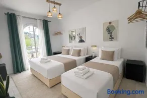 Olive Studio ,Balcony with Mountain View, Kitchenette, 1km to Beach ,by likeyourhome - Image 3